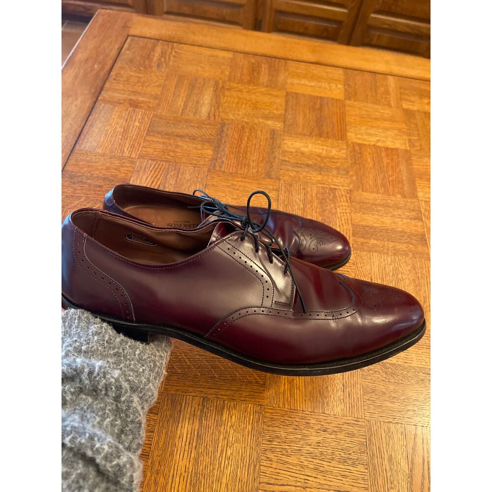 Allen Edmonds Kingswood Wing tip shoe maroon size 15